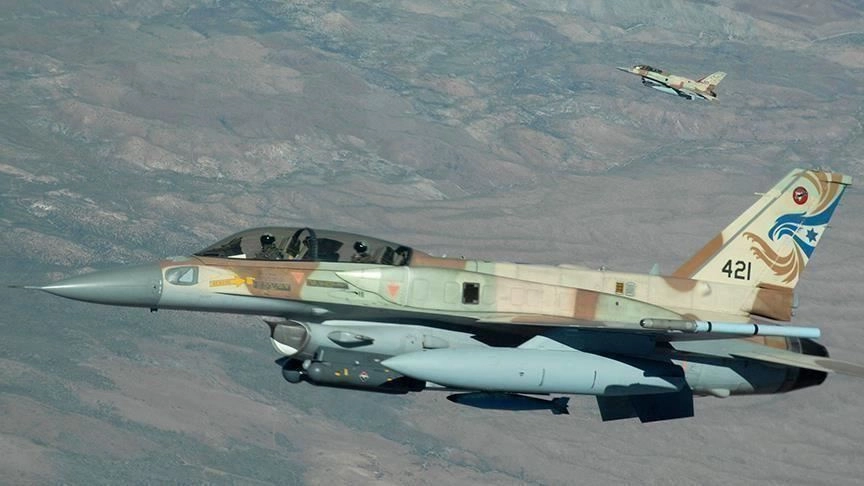 بولندا ترفع درجة تأهب الدفاع الجوي وتشرك المقاتلات