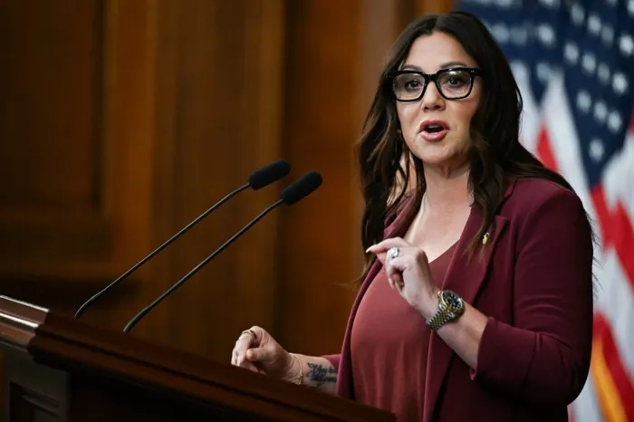 5 مسؤولين يغادرون إدارة ترامب في 42 يوما