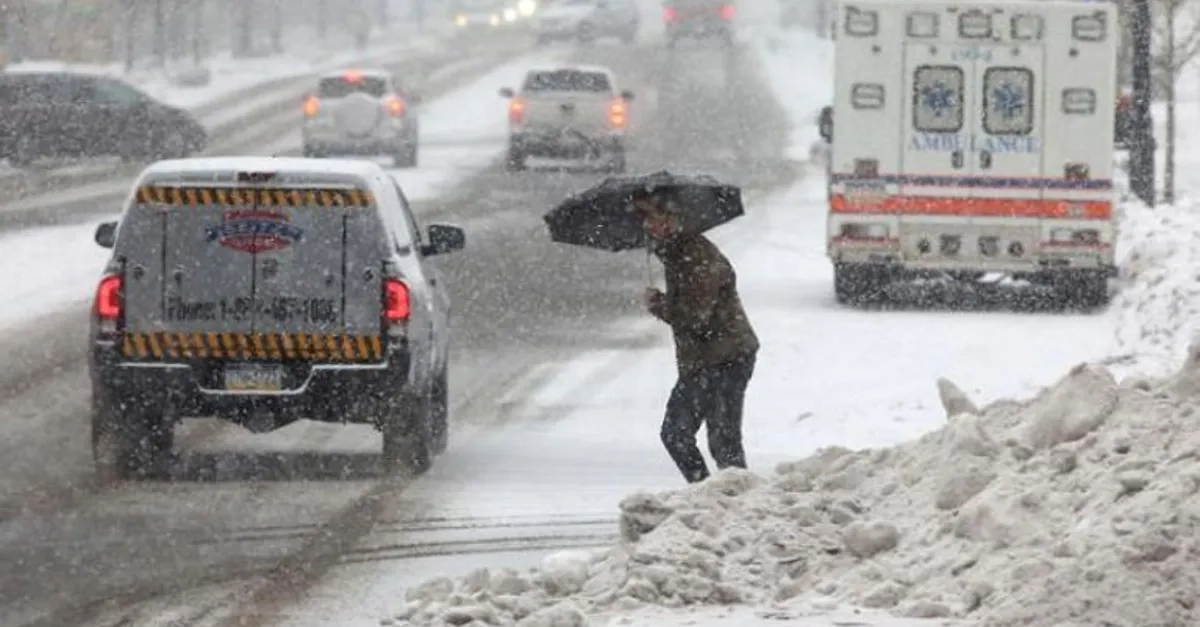 تسونامي أبيض.. عاصفة ثلجية تشل شمال شرق أمريكا
