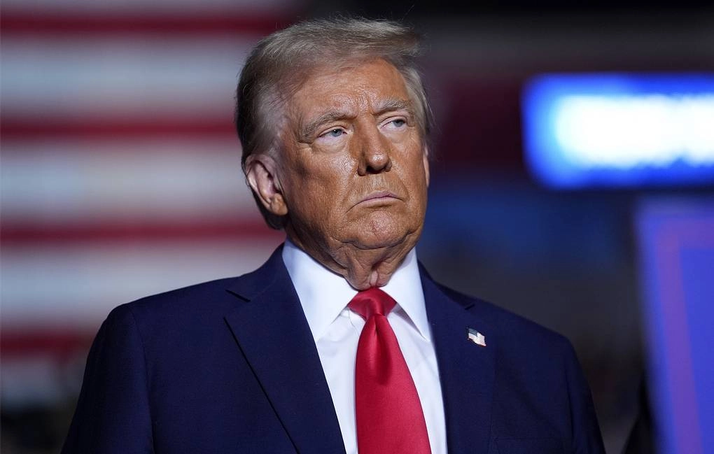 ترامب يهدد حماس: إما السلام خلال 4 أيام أو الهاوية