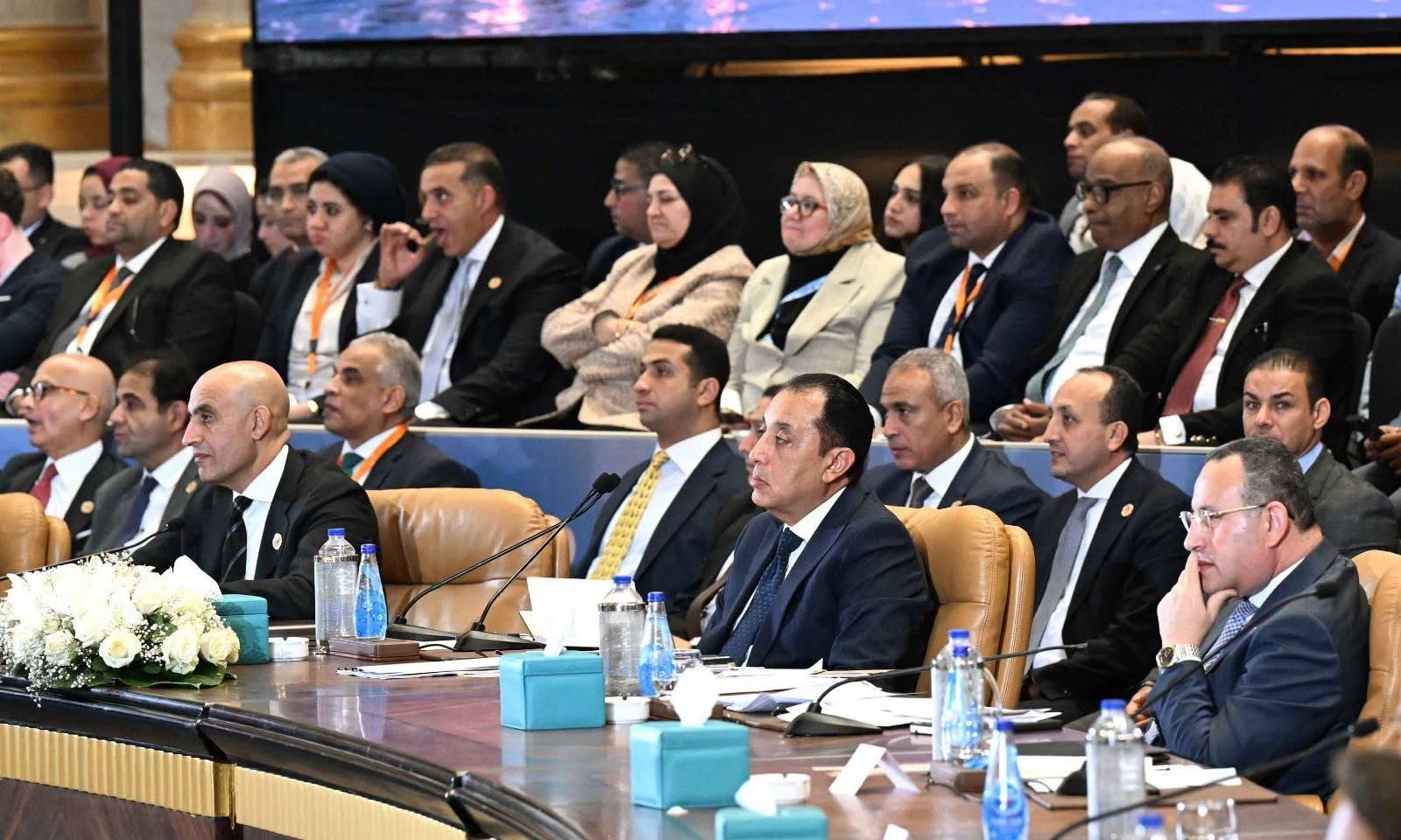 رئيس الوزراء المصري يستعرض بالأرقام حصاد التنمية العمرانية في البلاد