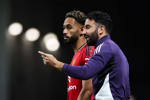 كونيا يشيد بدور أموريم في تطوير مستواه مع مانشستر يونايتد | القاهرة الاخبارية 