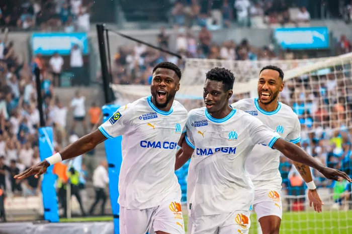 مارسيليا يقلب الطاولة على موناكو بفوز مثير في الدوري الفرنسي